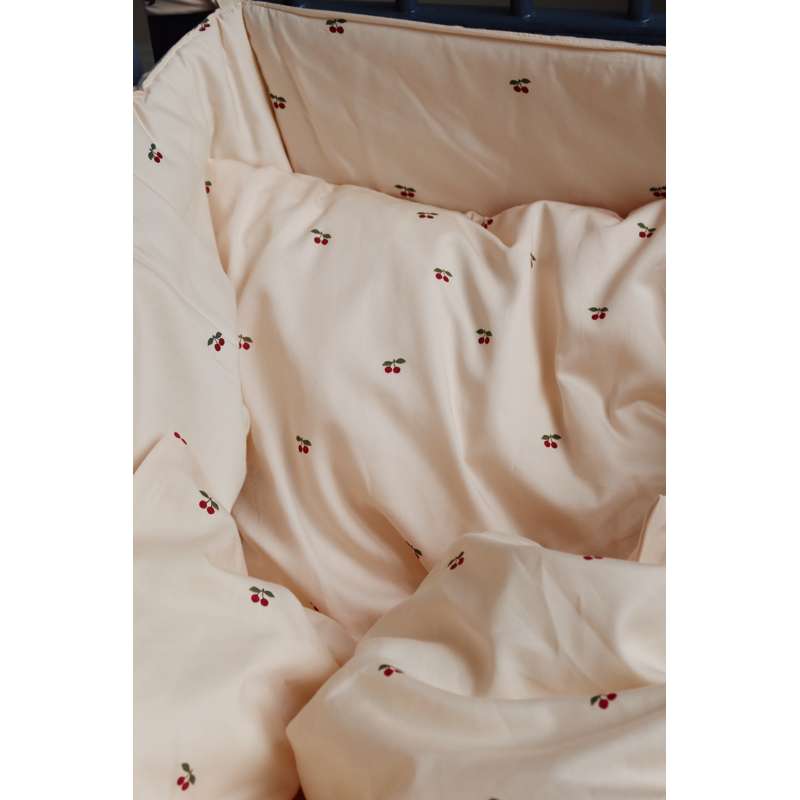 Konges Sløjd Baby sengetøj GOTS (70x100 cm) - CHERRY
