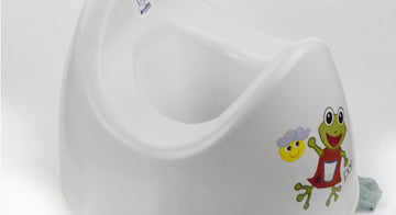 Pottetræn dit barn med en potte uden unødig kemi. Find den hos naturebaby.dk.