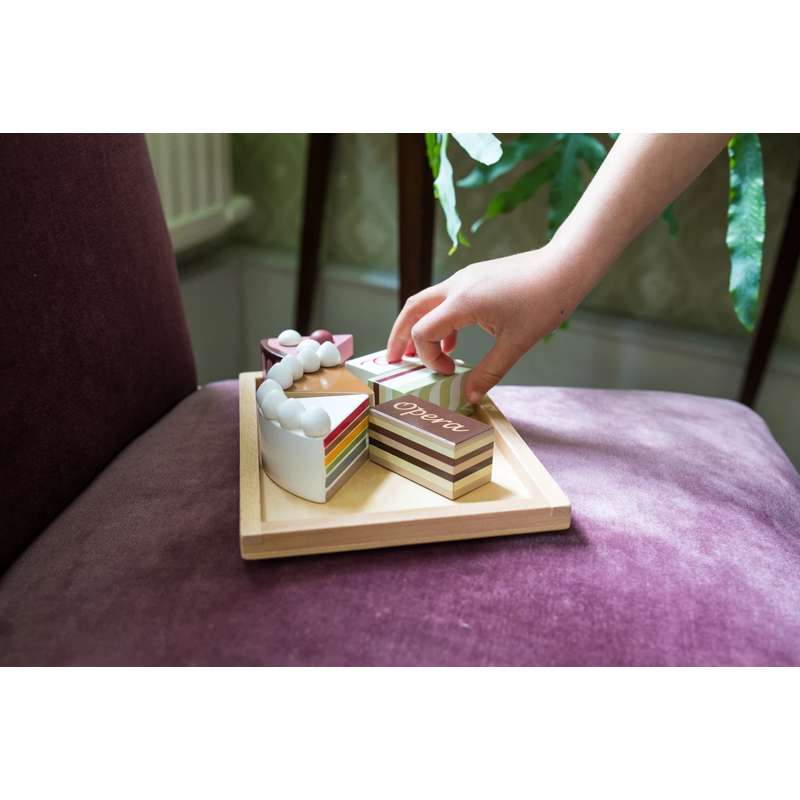 MaMaMeMo Legemad i Træ - Lagkagestykker på Fad