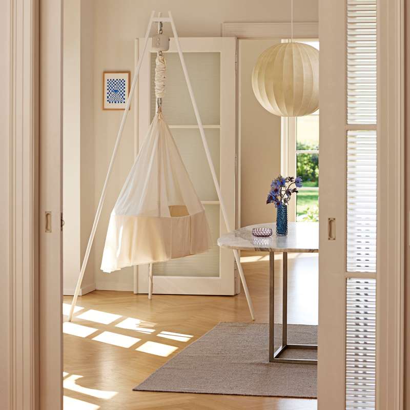 Membantu Bundle - Basic - Babyvugge m. Vuggemotor og Vuggestativ - Natur